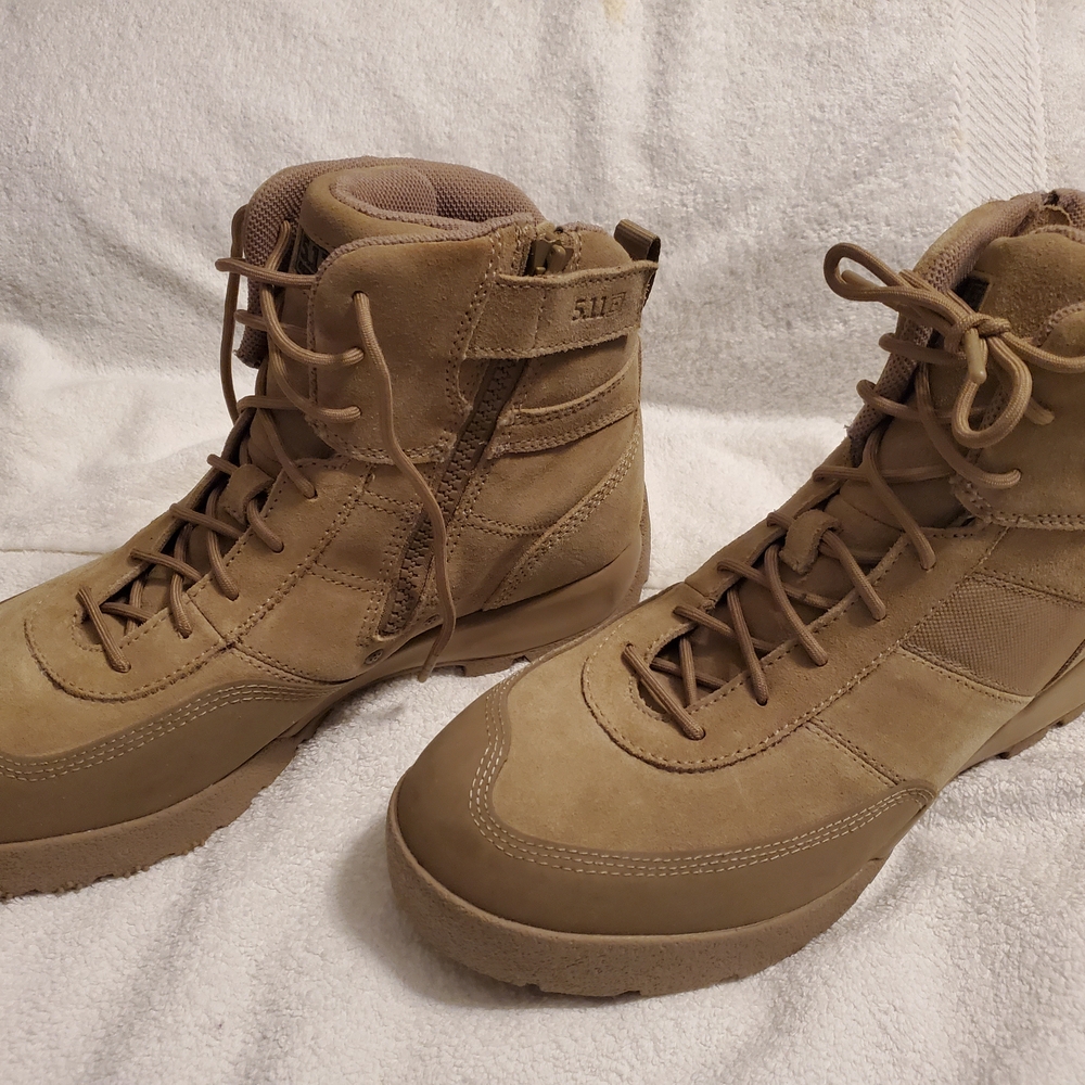 Men's 5.11 Tactical HRT Advance Low Boots. Size 13.